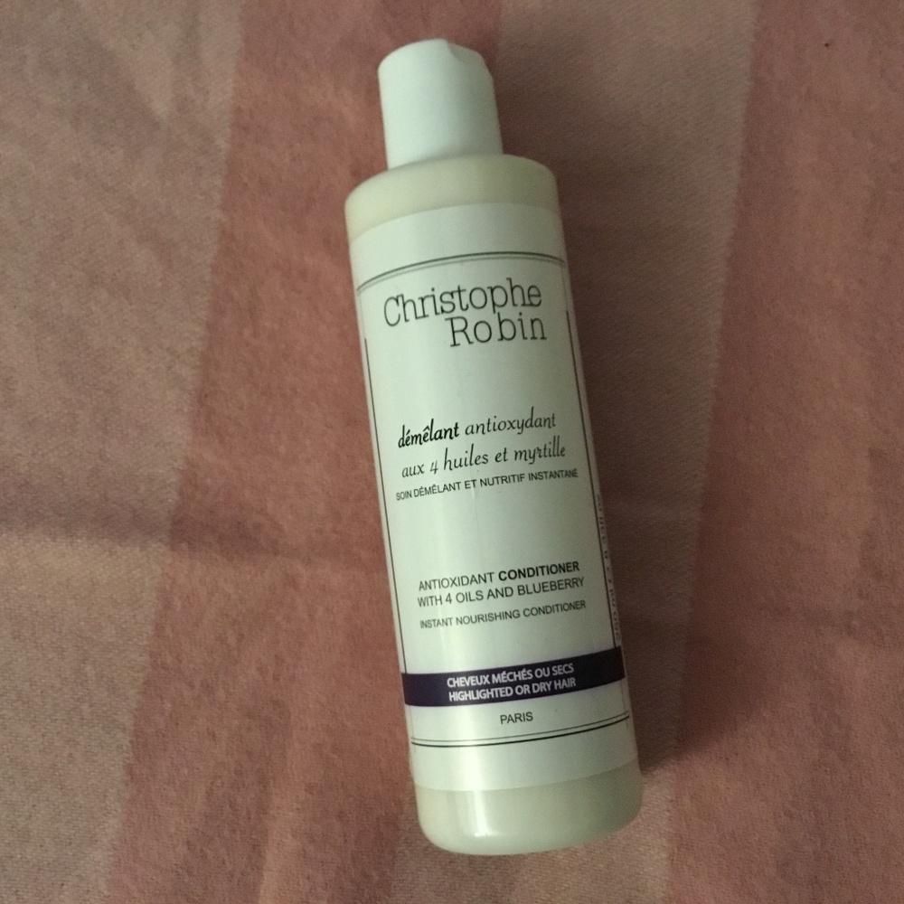 Christophe Robin Antioxidant Conditioner w/ 4 Oils and Blueberry (8.33 fl. Oz.)
